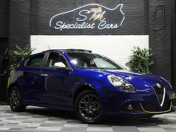 2017 (67) - 1.6 JTDM-2 Tecnica Hatchback 5dr Diesel Manual Euro 6 (s/s) (120 bhp)