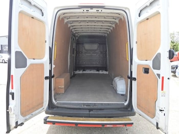 Used Volkswagen Crafter 2023 for sale - 79046229: Photo