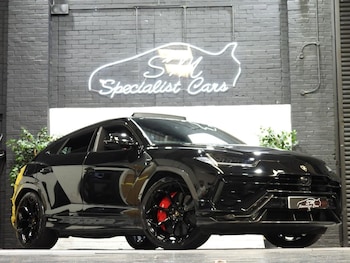 2023 (23) - 4.0 V8 BiTurbo Performante SUV 5dr Petrol Auto 4WD Euro 6 (666 ps)