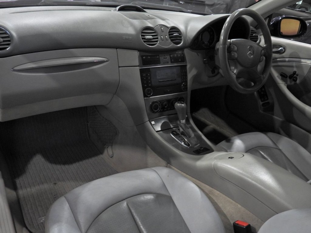 Used Mercedes-Benz CLK 2004 for sale - 77236608: Photo 13