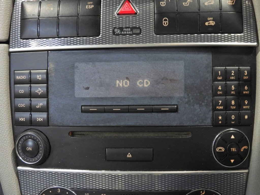 Used Mercedes-Benz CLK 2004 for sale - 77236608: Photo 26