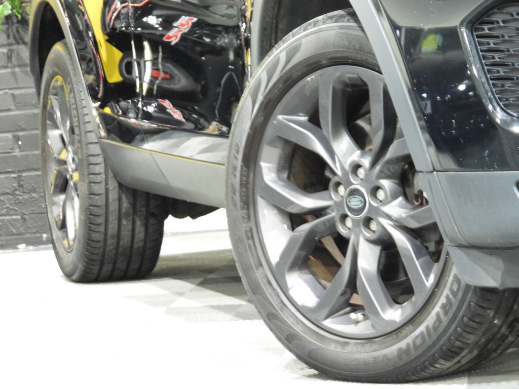 Used Land Rover Discovery Sport 2018 for sale - 77849458: Photo 2