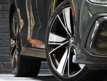 Used Volkswagen Golf 2021 for sale - 74628401: Photo