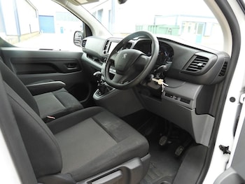 Used Peugeot Expert 2022 for sale - 76009502: Photo