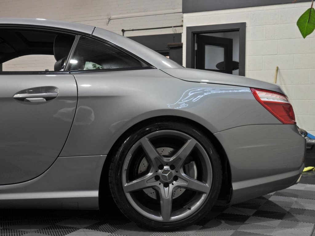 Used Mercedes-Benz SL 2012 for sale - 77384503: Photo 10