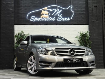 Used Mercedes-Benz C Class 2015 for sale - 79470573: Photo