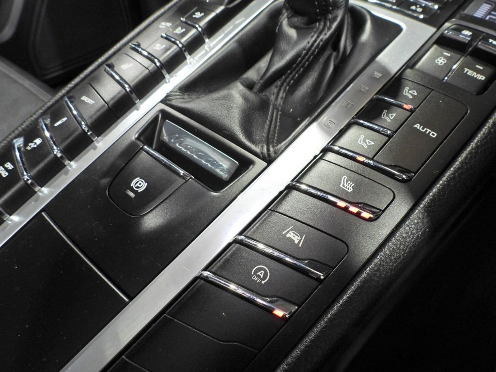 Used Porsche Macan 2018 for sale - 77200265: Photo 41