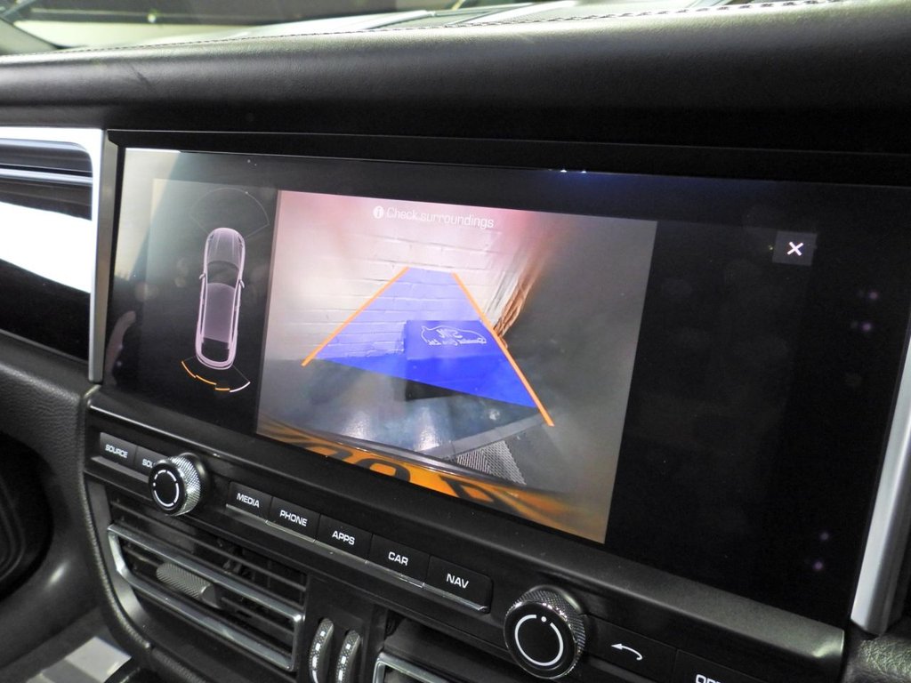 Used Porsche Macan 2018 for sale - 77200265: Photo 42