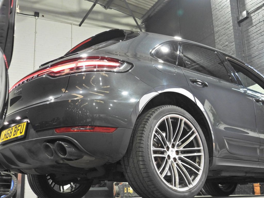 Used Porsche Macan 2018 for sale - 77200265: Photo 45