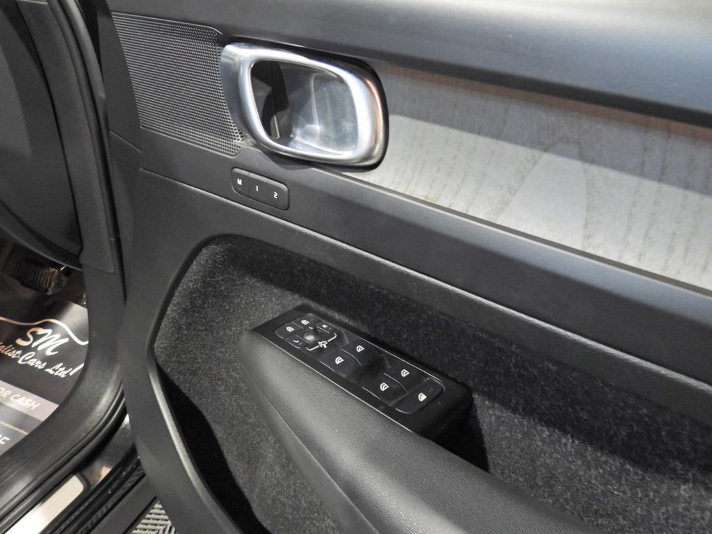 Used Volvo XC40 2021 for sale - 77356128: Photo 30