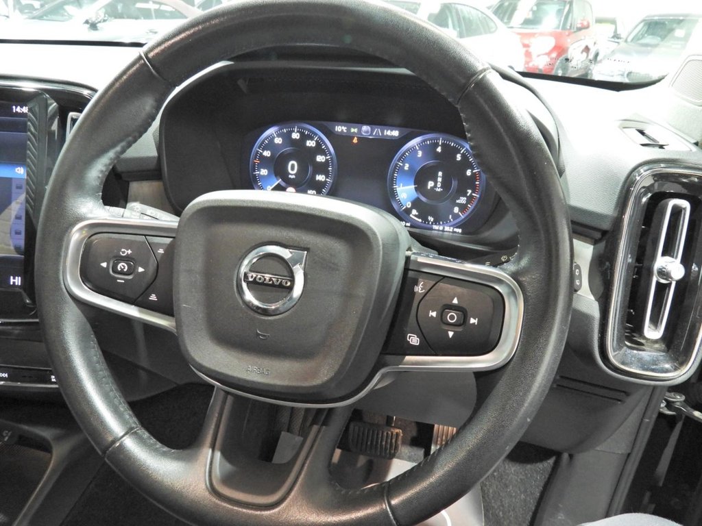 Used Volvo XC40 2021 for sale - 77356128: Photo 35