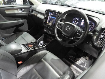 Used Volvo XC40 2021 for sale - 77356128: Photo