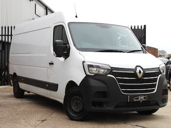 2022 (72) - LM35dCi 135 Business+ Medium Roof Van