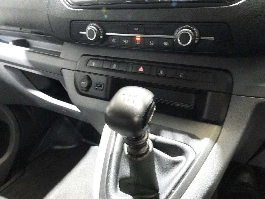 Used Vauxhall Vivaro 2020 for sale - 77111215: Photo 23