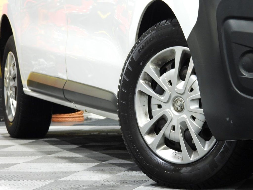 Used Vauxhall Vivaro 2020 for sale - 77111215: Photo 6