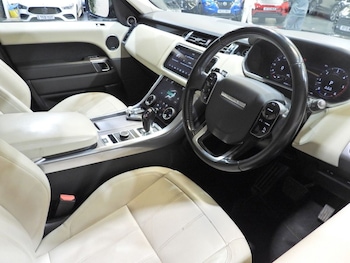 Used Land Rover Range Rover Sport 2020 for sale - 79370993: Photo