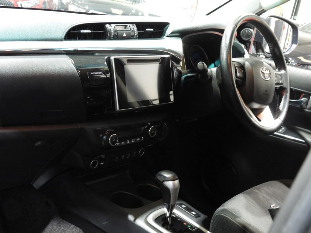 Used Toyota Hilux 2020 for sale - 76496595: Photo 19
