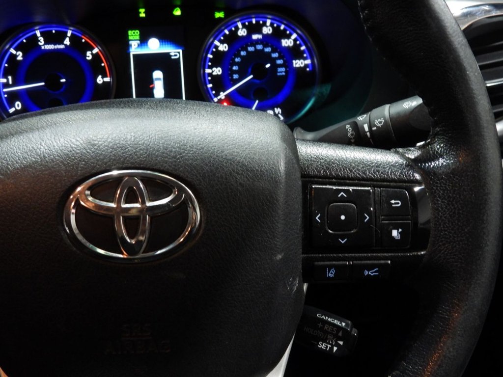Used Toyota Hilux 2020 for sale - 76496595: Photo 32