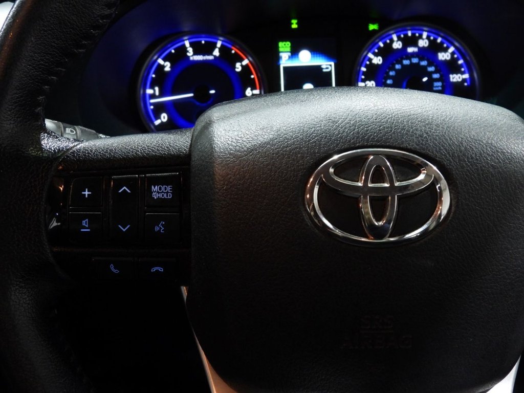 Used Toyota Hilux 2020 for sale - 76496595: Photo 33