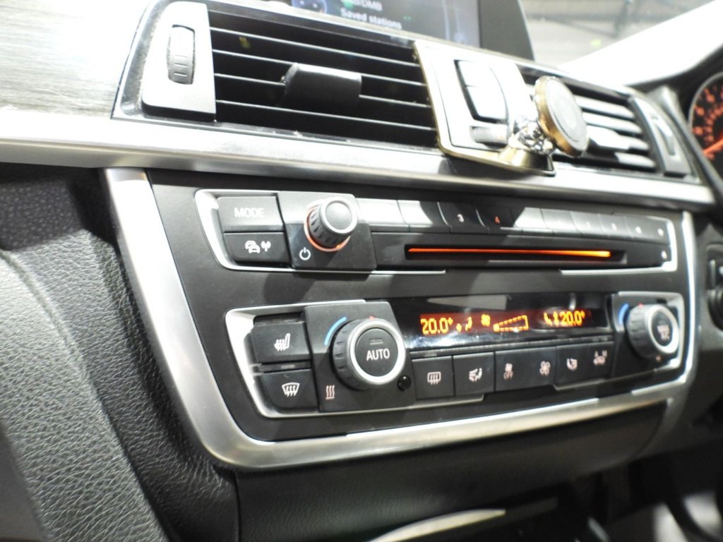 Used BMW 3 Series 2014 for sale - 76740223: Photo 38