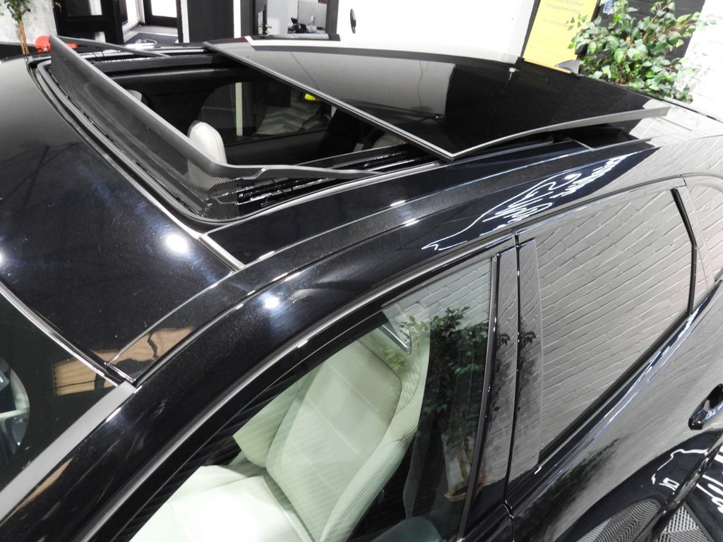 Used Jaguar F-Pace 2023 for sale - 76256267: Photo 19