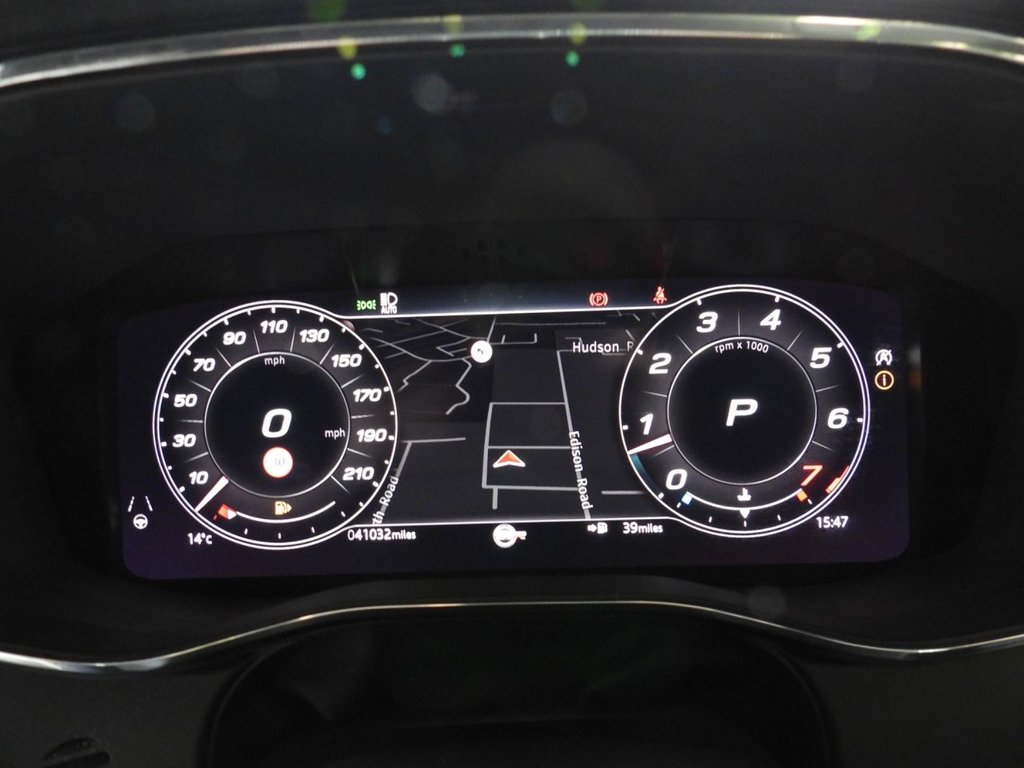 Used Jaguar F-Pace 2023 for sale - 76256267: Photo 25