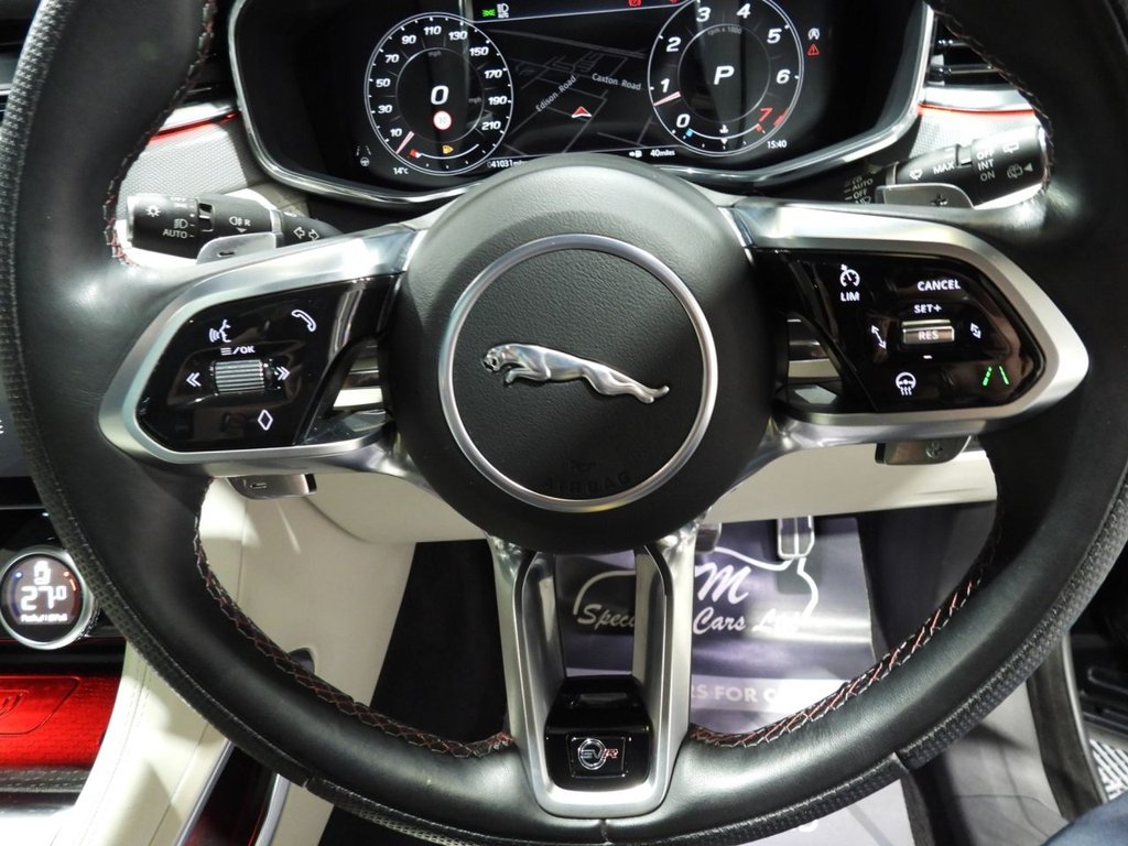 Used Jaguar F-Pace 2023 for sale - 76256267: Photo 35