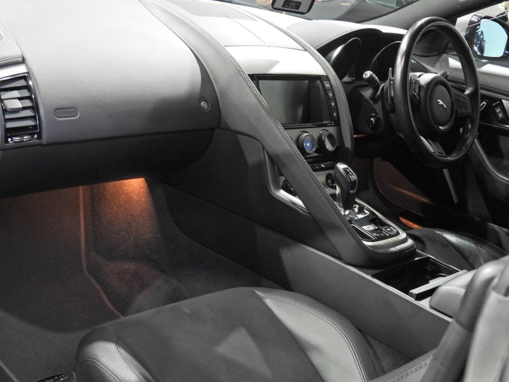 Used Jaguar F-Type 2015 for sale - 77227664: Photo 21