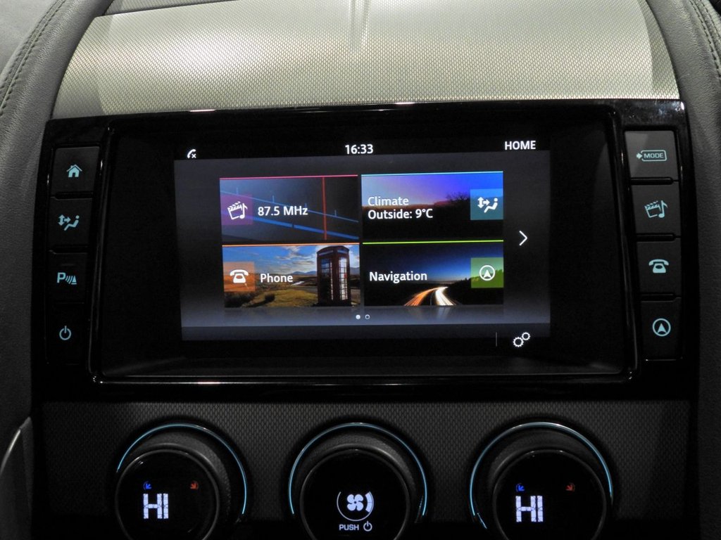 Used Jaguar F-Type 2015 for sale - 77227664: Photo 24