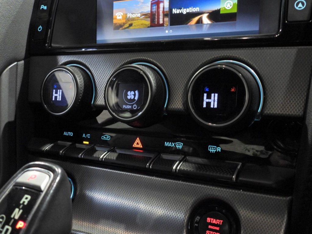 Used Jaguar F-Type 2015 for sale - 77227664: Photo 25