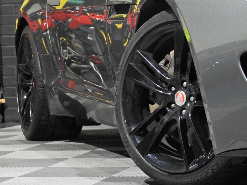 Used Jaguar F-Type 2015 for sale - 77227664: Photo 5