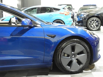 Used Tesla Model 3 2021 for sale - 79562983: Photo