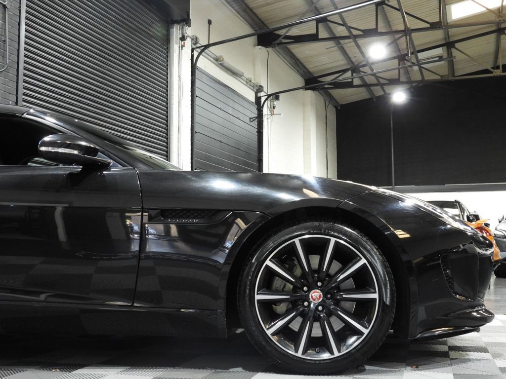 Used Jaguar F-Type 2016 for sale - 76950071: Photo 2
