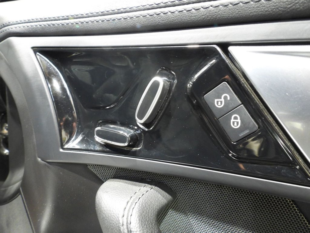 Used Jaguar F-Type 2016 for sale - 76950071: Photo 36