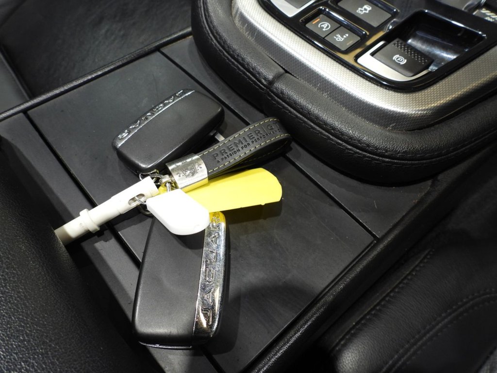 Used Jaguar F-Type 2016 for sale - 76950071: Photo 45