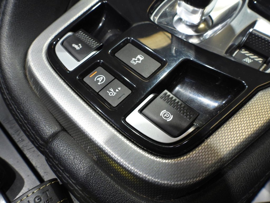 Used Jaguar F-Type 2016 for sale - 76950071: Photo 46