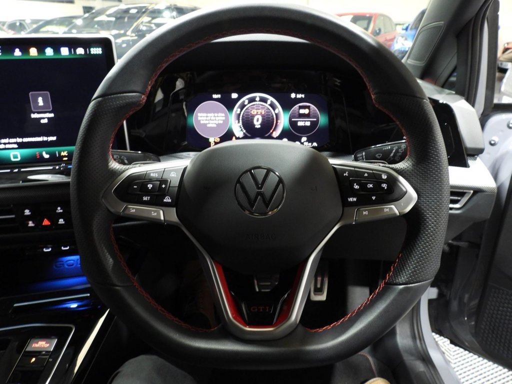 Used Volkswagen Golf 2025 for sale - 76711041: Photo 15