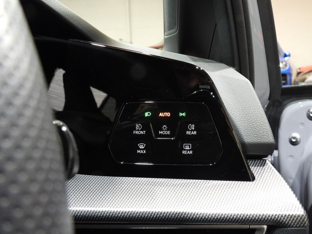 Used Volkswagen Golf 2025 for sale - 76711041: Photo 25