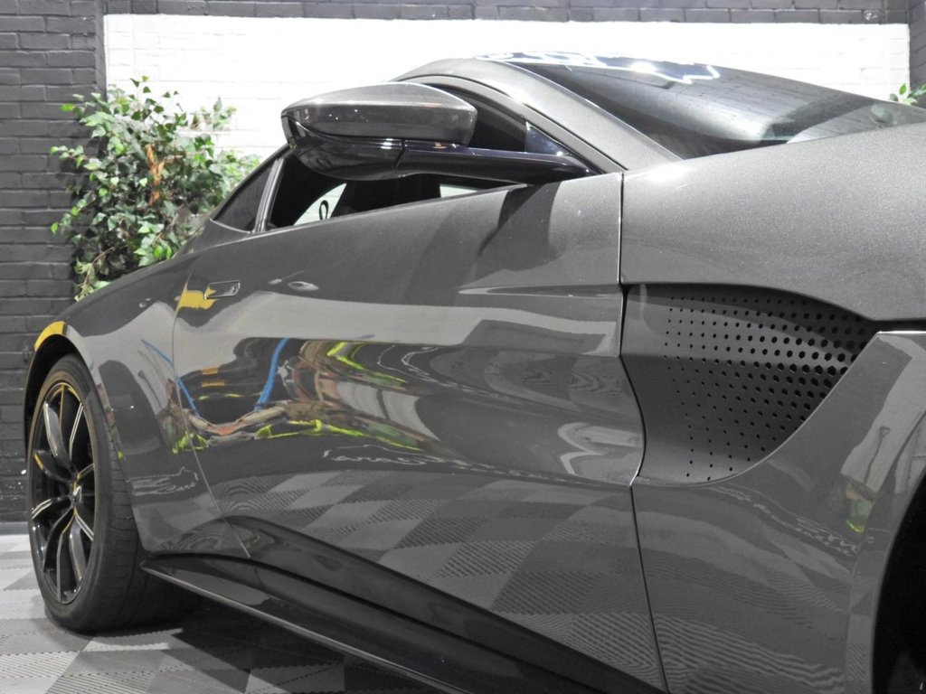 Used Aston Martin Vantage 2019 for sale - 77991034: Photo 36