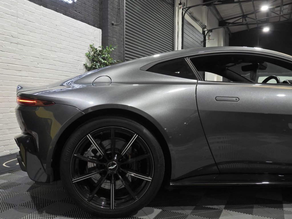 Used Aston Martin Vantage 2019 for sale - 77991034: Photo 37