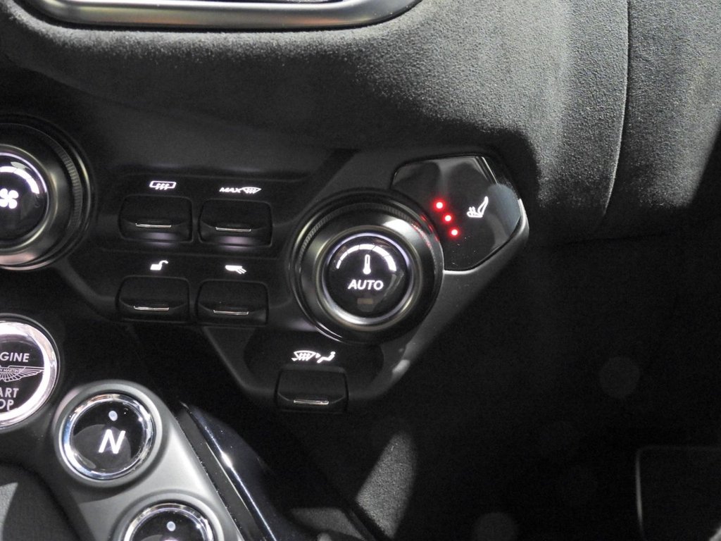 Used Aston Martin Vantage 2019 for sale - 77991034: Photo 46