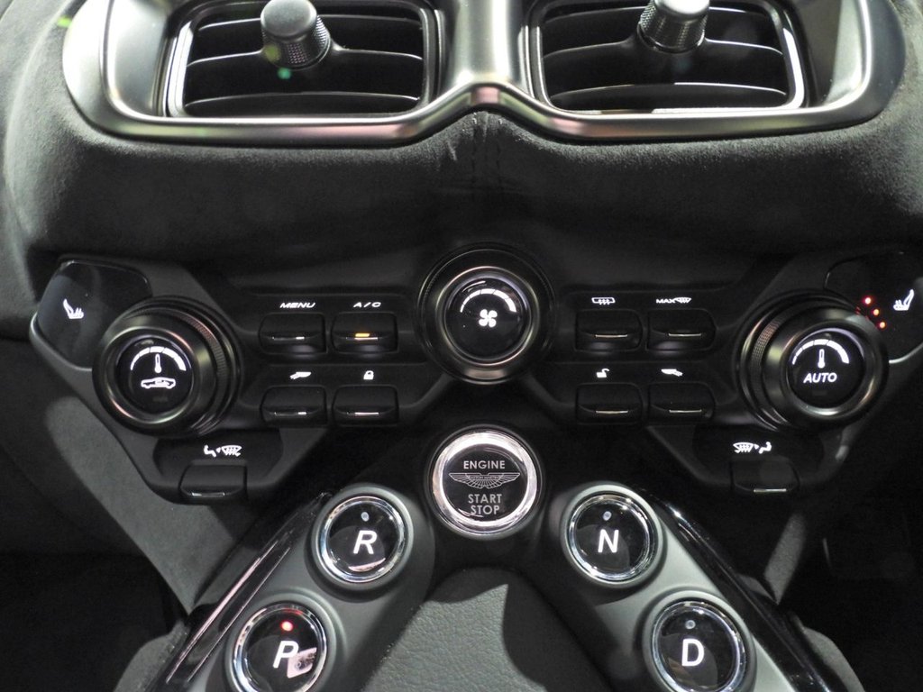 Used Aston Martin Vantage 2019 for sale - 77991034: Photo 47