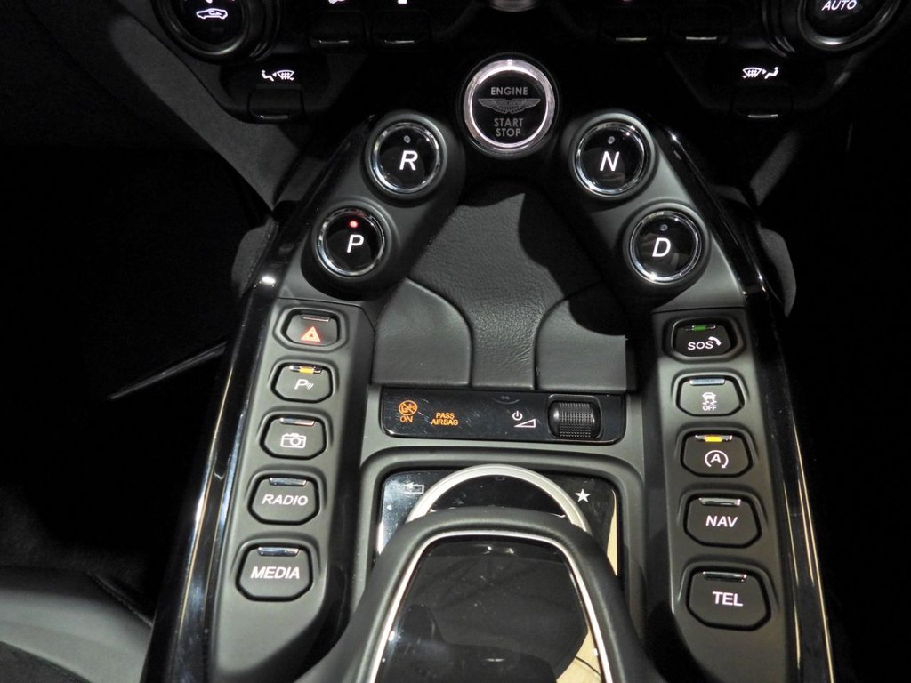 Used Aston Martin Vantage 2019 for sale - 77991034: Photo 48