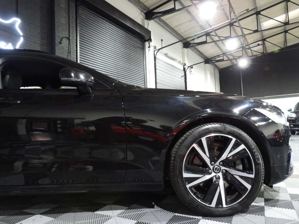 Used Volvo V90 2021 for sale - 76647734: Photo 2