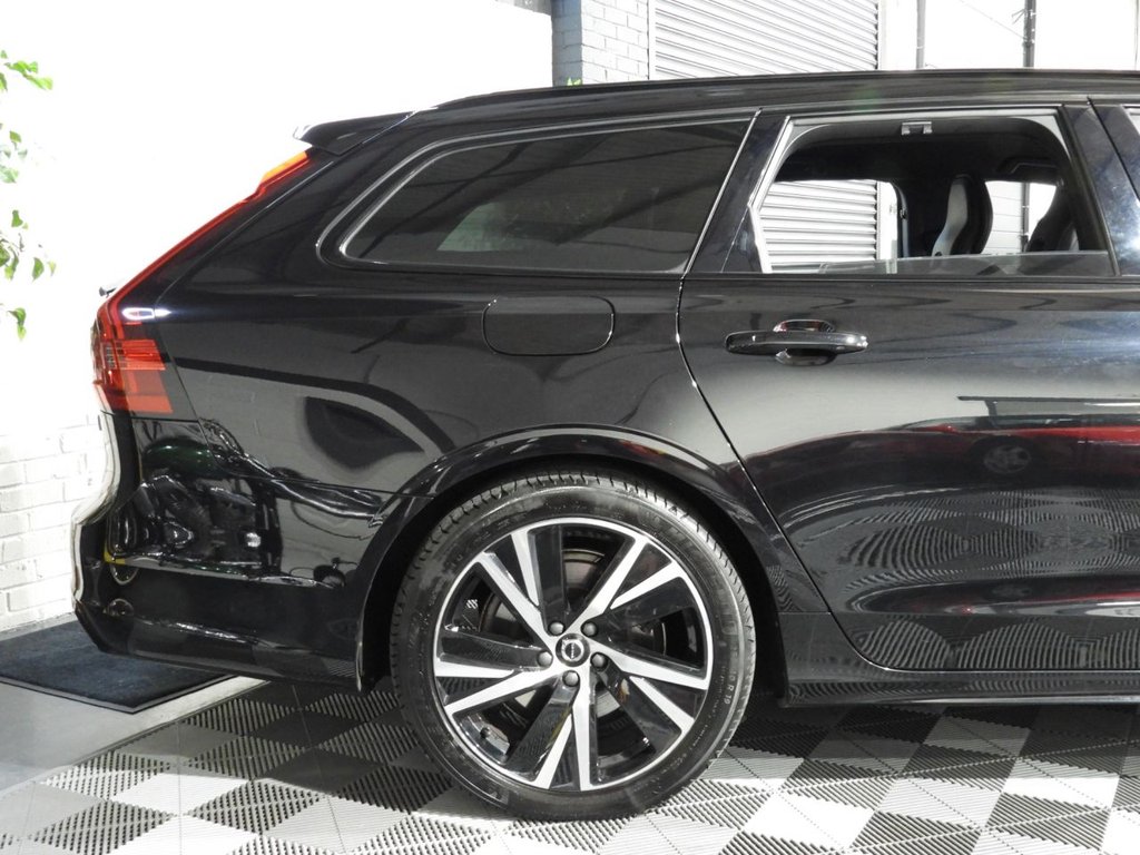 Used Volvo V90 2021 for sale - 76647734: Photo 3