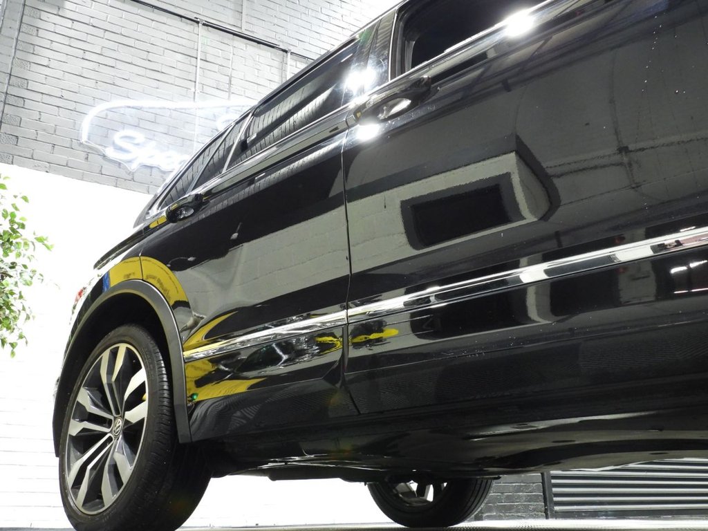 Used Volkswagen Tiguan 2017 for sale - 76510143: Photo 13