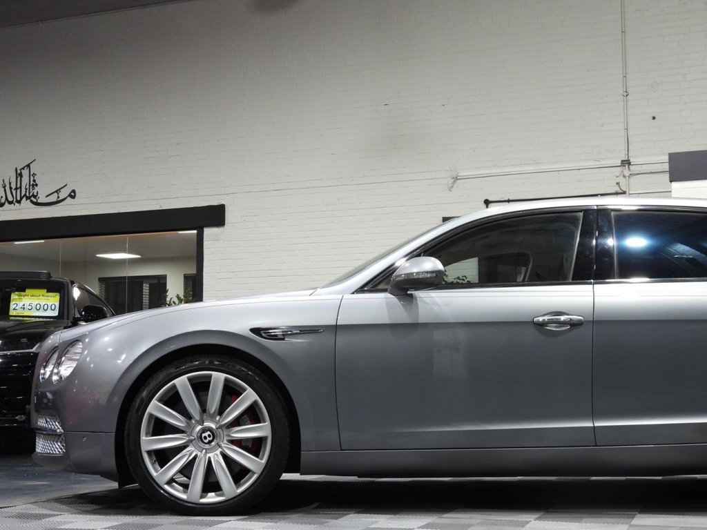 Used Bentley Flying Spur 2014 for sale - 76469669: Photo 31