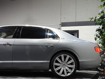 Used Bentley Flying Spur 2014 for sale - 76469669: Photo