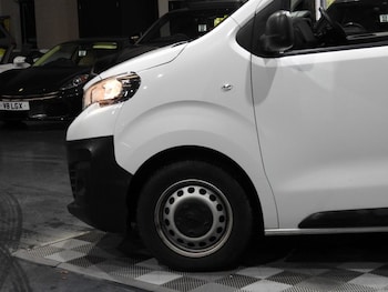 Used Peugeot Expert 2022 for sale - 76396084: Photo