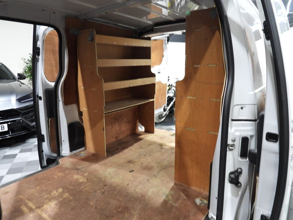 Used Peugeot Expert 2022 for sale - 76396084: Photo 36